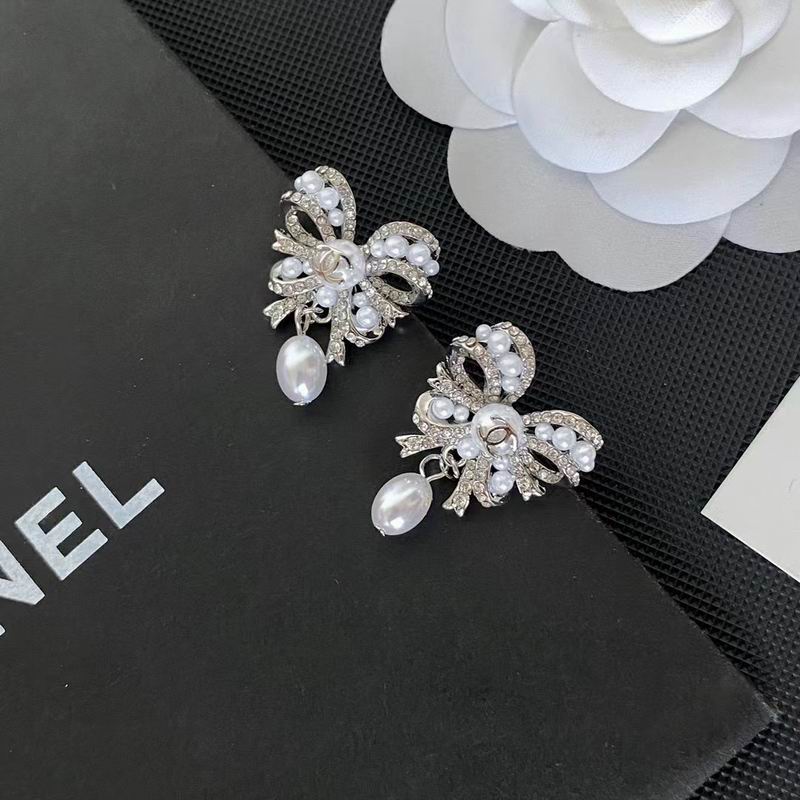 Chanel Earring 03yxs427